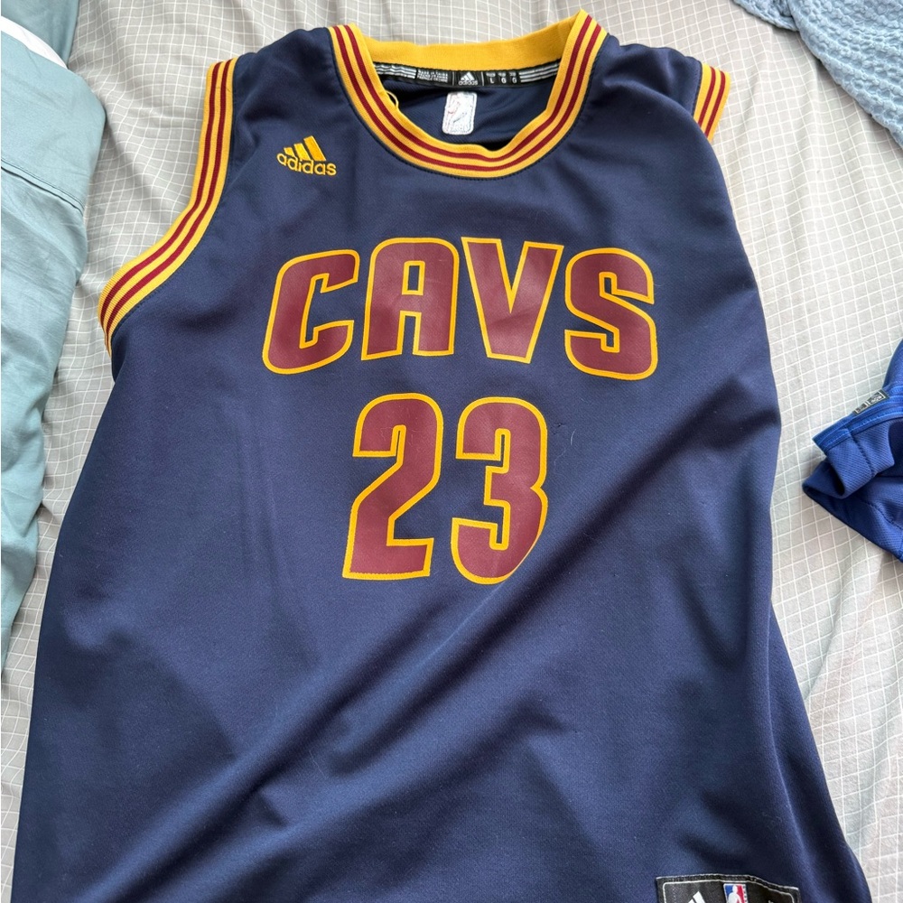 Adidas Cavs LeBron James Jersey size